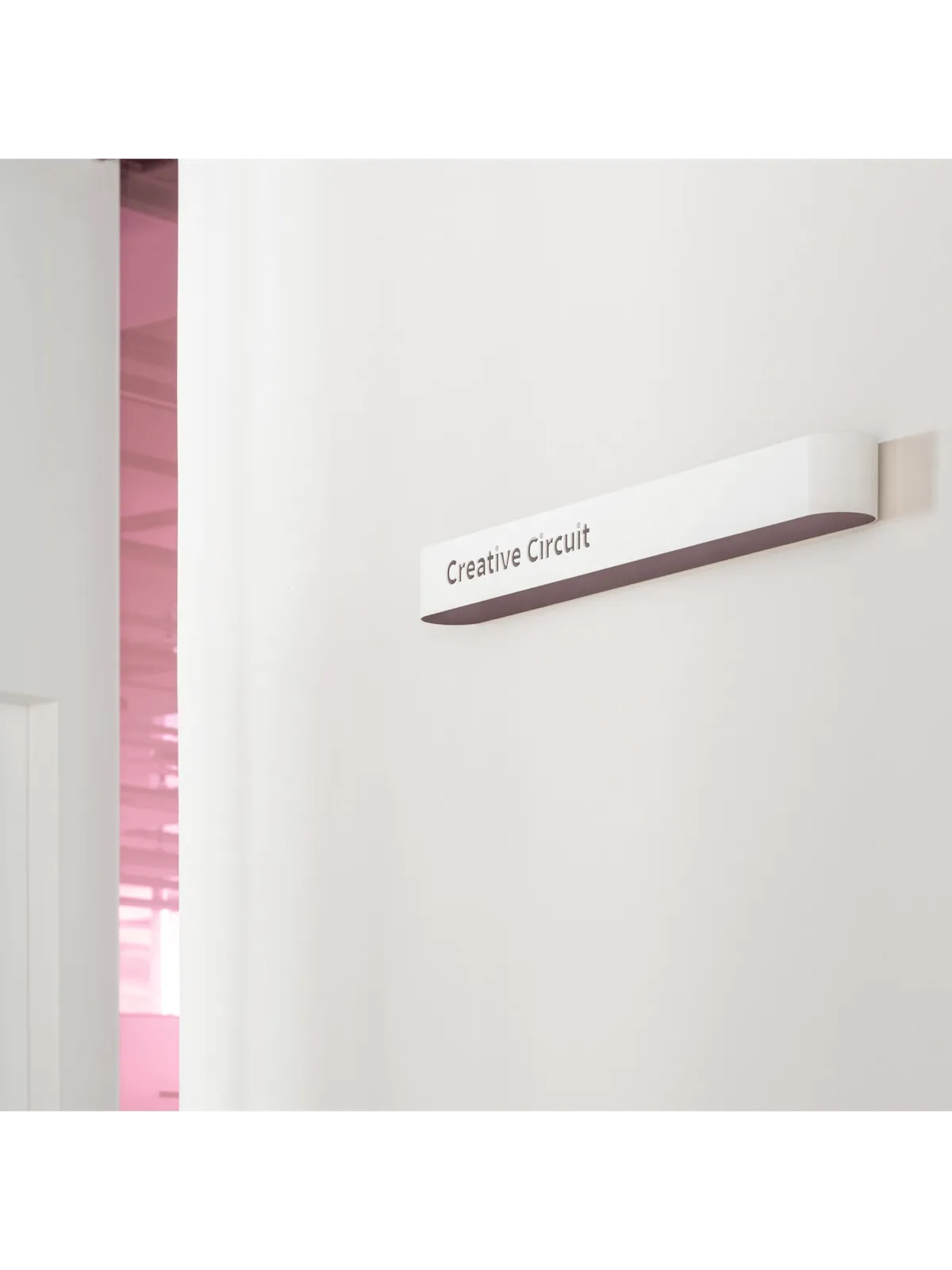 オフィスデザインの事例　Toshiba co-creation center Creative Circuit®.