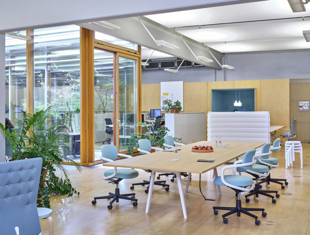 vitra本社オフィス風景